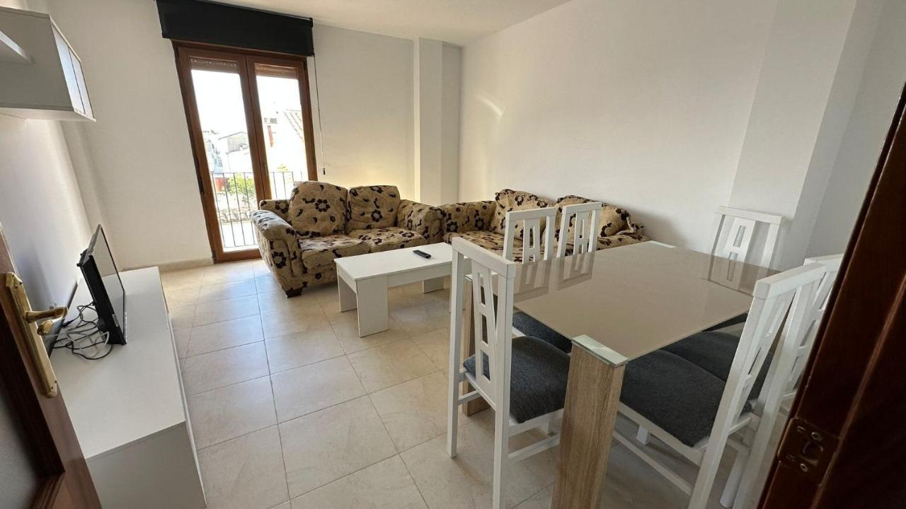 Apartamento El Carmen Baeza Luaran gambar